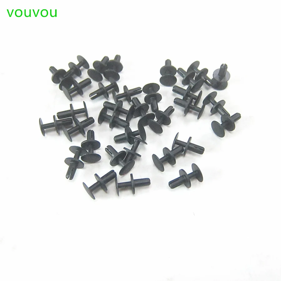 

Крепежные элементы для обшивки дверей автомобиля Mazda CX-30 и Mitsubishi