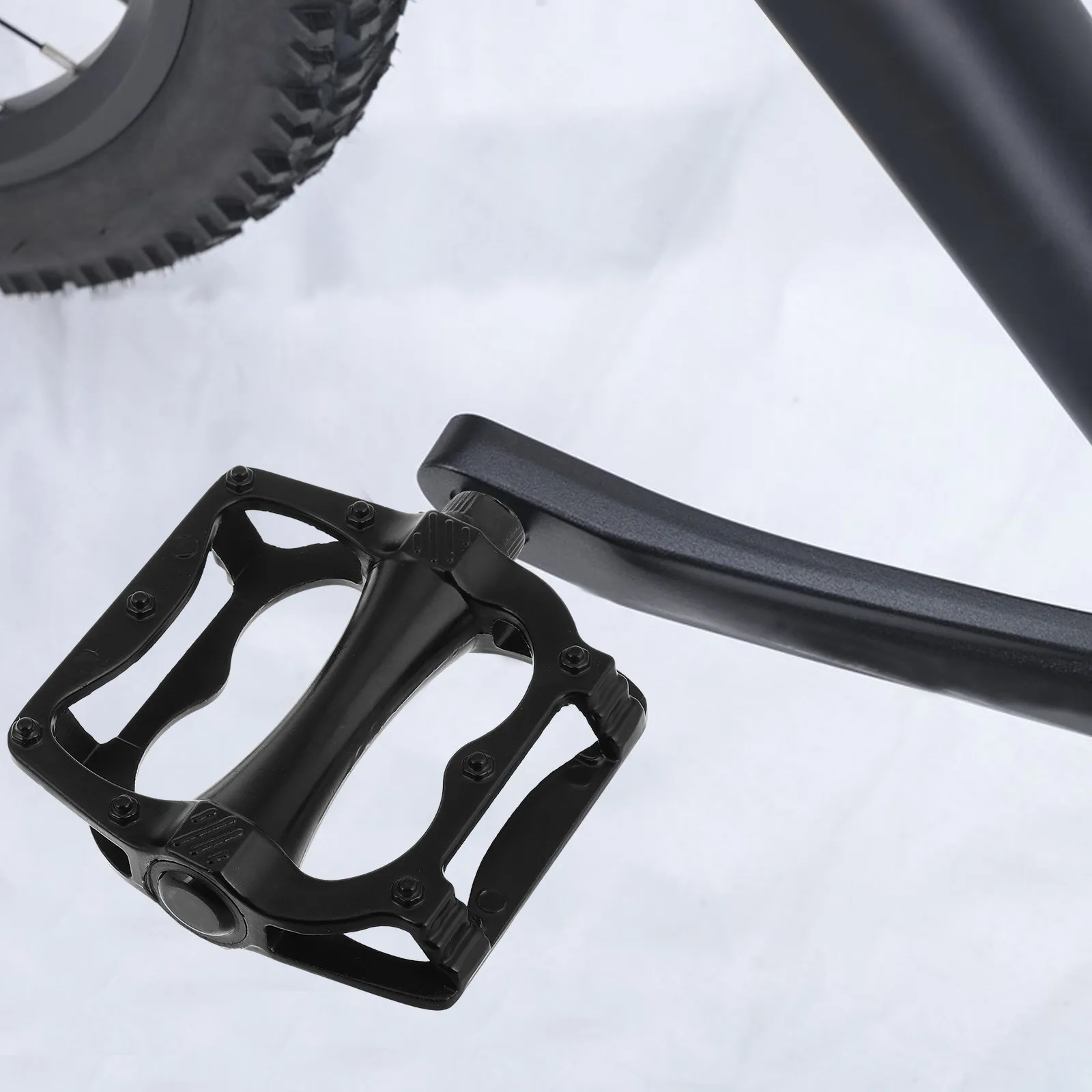 

1 пара велосипедных педалей из алюминиевого сплава, плавное вращение, для горных и дорожных велосипедов, аксессуары для велоспорта, повышают эффективность езды, для использования на открытом воздухе