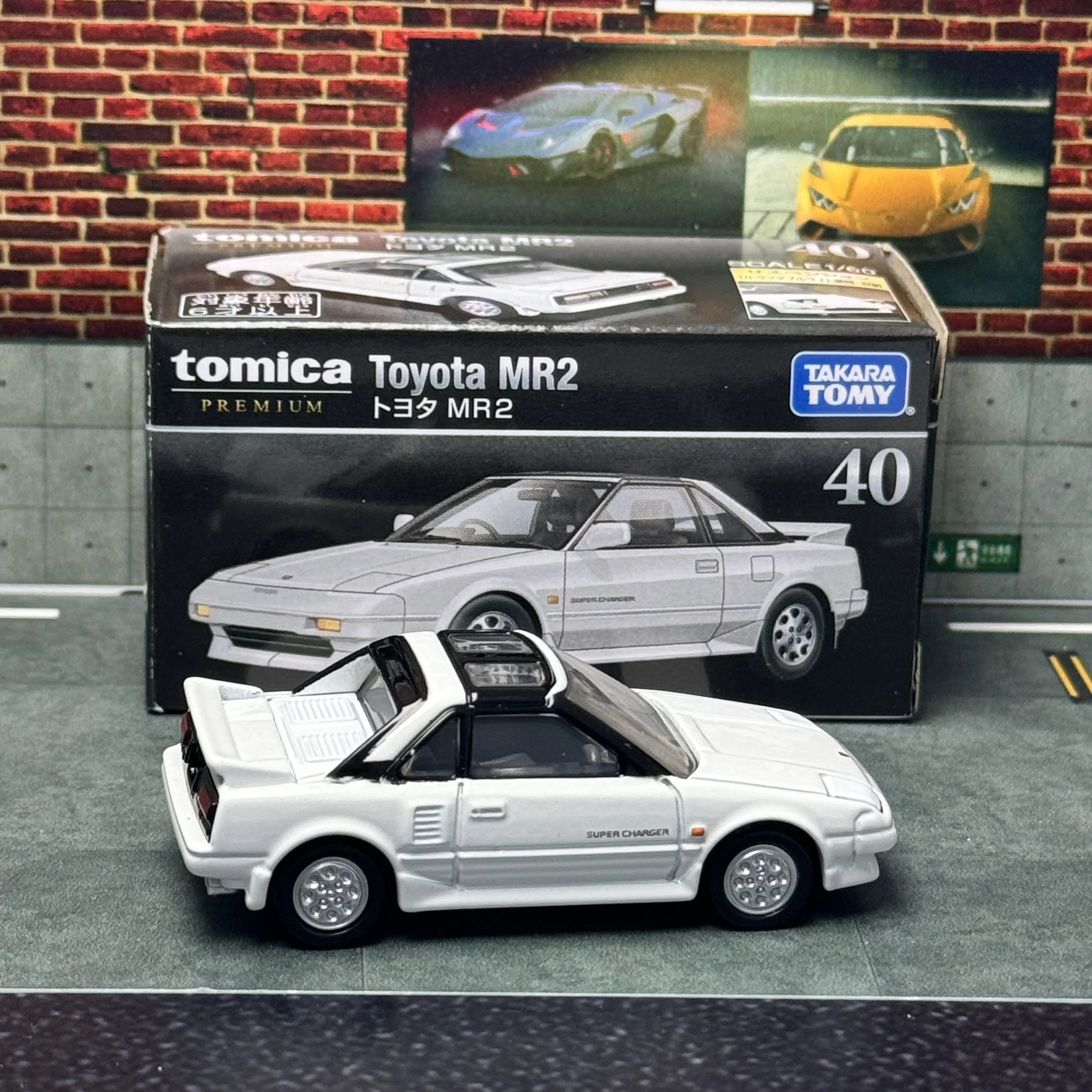 Takara Tomy Tomica Premium 40 Toyota MR2 fundición aleación estática coche vehículo Diecast Metal modo colección exhibición niño juguete para regalo