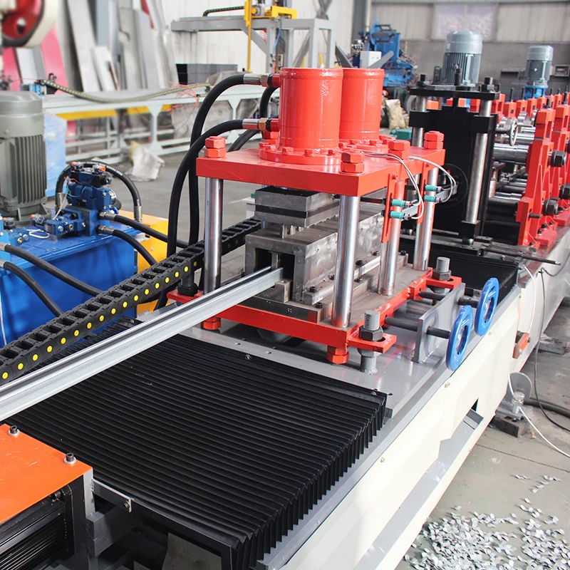 C Z Purlin C U Channel Roll Forming Machine Mesin Cold Forming Mesin Gutter Roll Forming