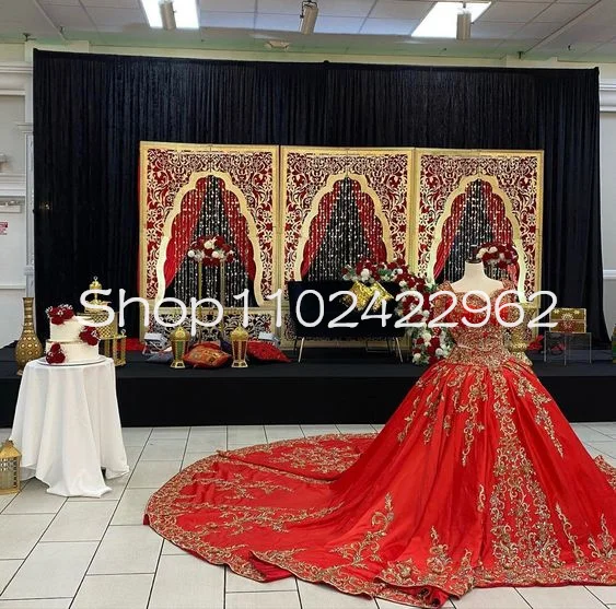 Gold Red Two Pieces Caftan Wedding Dresses Beaded Tassel Applique Robe de mariage Tunisienne Bridal Gown Cathedral Train