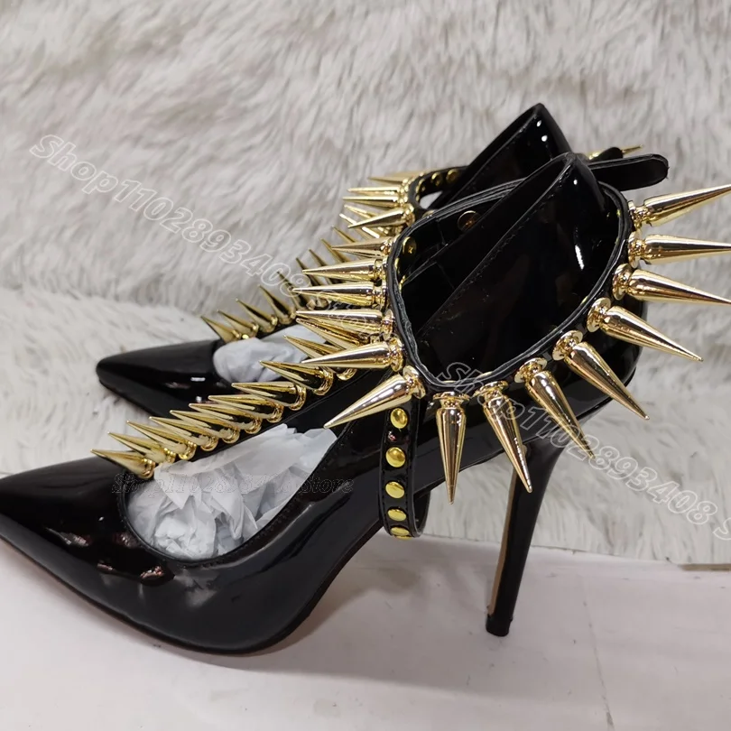 Zapatos de tacón de aguja con remaches Para mujer, calzado de charol, puntiagudos, hebilla en el tobillo, decoración de punto negro