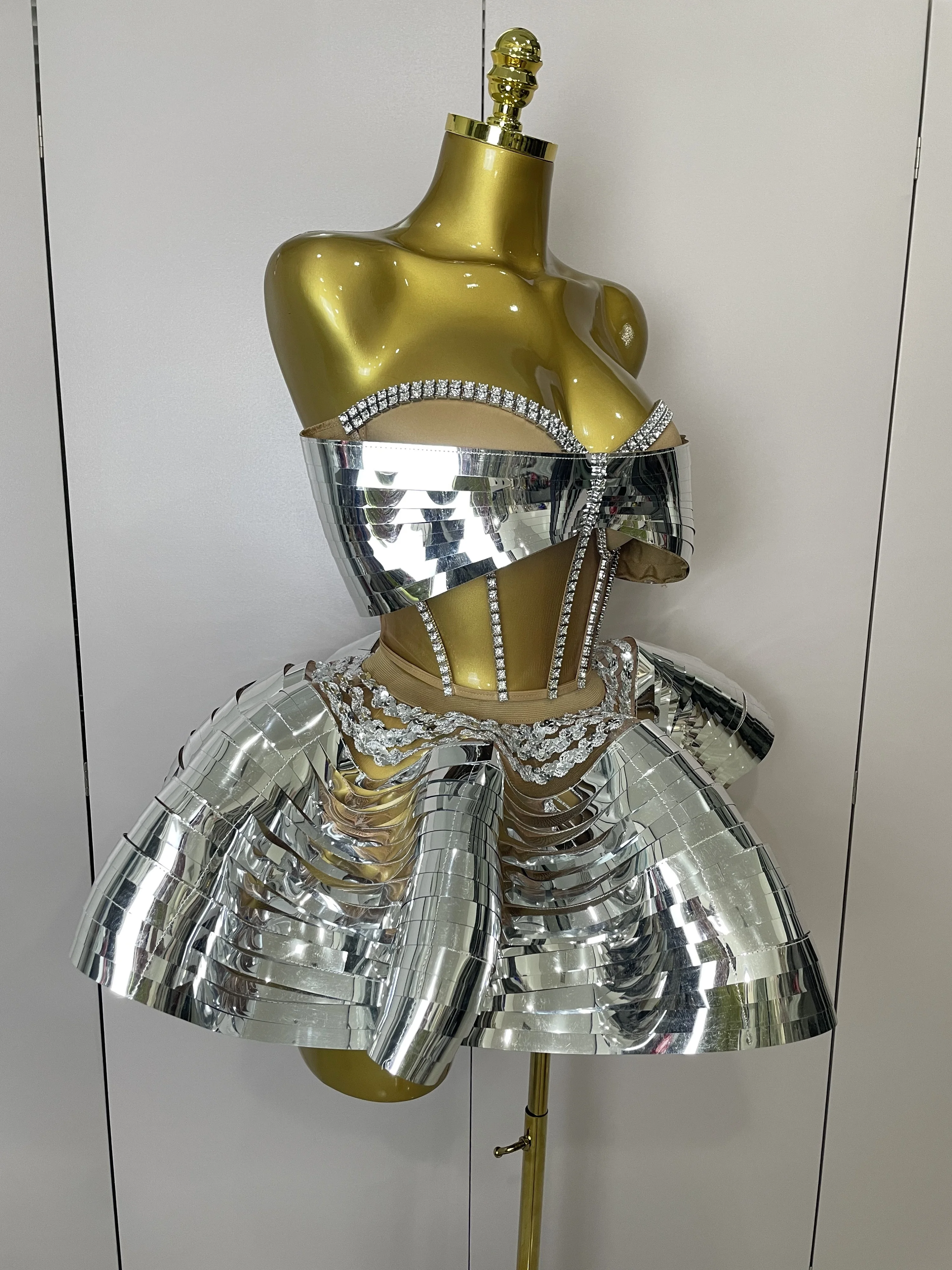 2025 Women Silver Sequins Rhinestone Sexy Backless Two Piece Set Birthday Party Club Fancy Outfit Stage Performance Costume