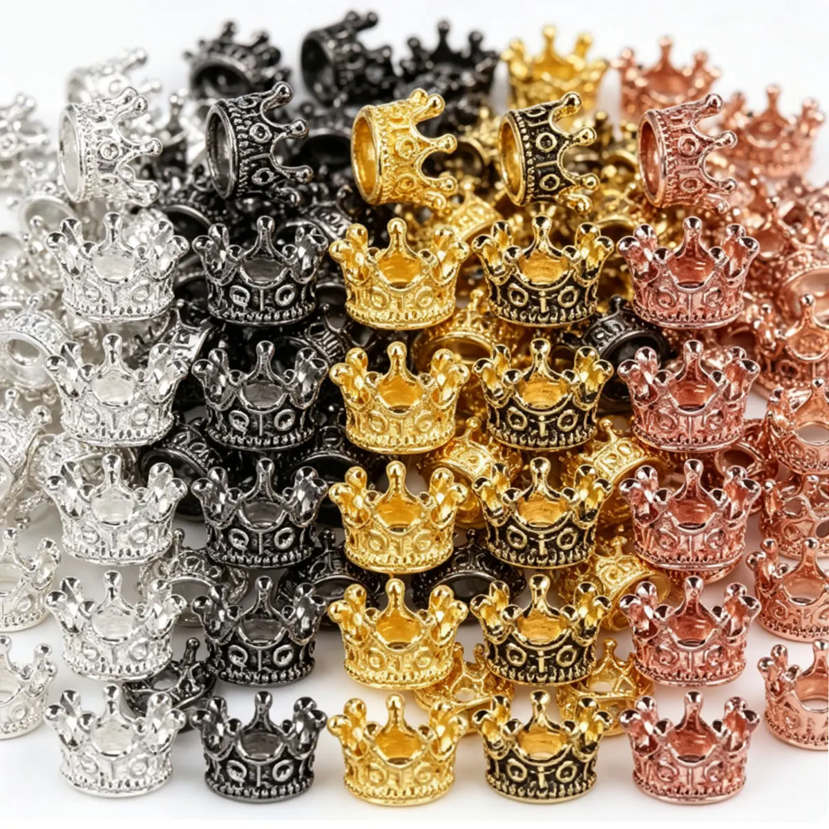 15Pcs Mini Vintage Alloy Crown Figurines, Antique Tiny Metal Ornaments, Multipurpose Christmas Scene Layout ZSY