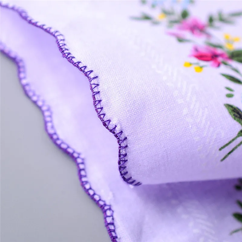 3 Stück 28x28cm Vintage Baumwoll-Taschentücher für Damen mit Stickerei von Schmetterlingen und Blumen, sortierte Stofftaschentücher für Damen. – Detail 7