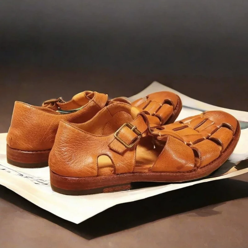 Summer Men Shoes Hollow-out Breathable Beach Shoes Vegetable Tanned Cow Leather Handmade Round-toe Gladiator Sandals