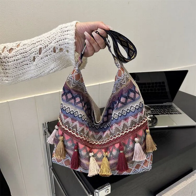 The Tote Ethnic Bag Features High Level Appearance Large Capacity The 2025 Bag Versatile with Single-shoulder Tassels Ancient