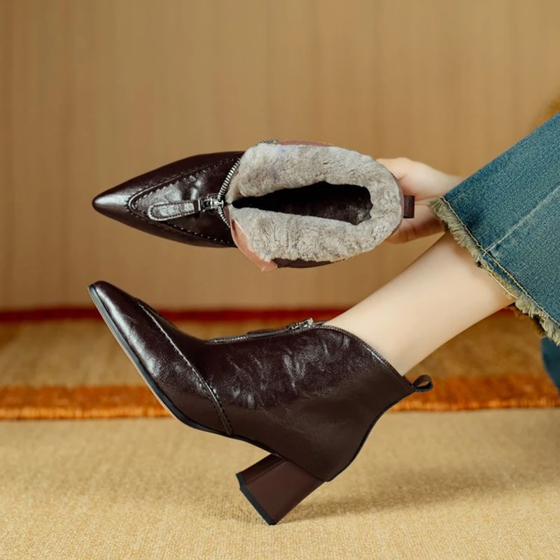 

NEW Winter Women Boots Split Leather Shoes for Women Pointed Toe Chunky Shoes Zipper Ankle Boots Warm Lamb Wool Modern Boots