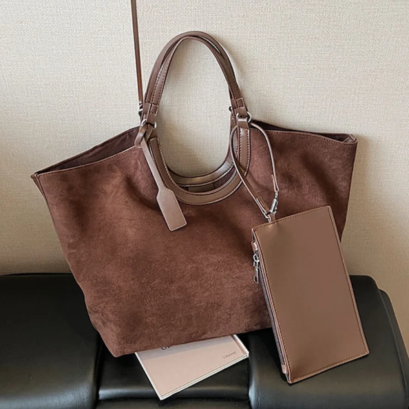 

Retro Fashion Women Bucket Bag Versatile Large Capacity Tote Bag Autumn Winter New Commuter Shoulder Underarm Bag Storage Bag
