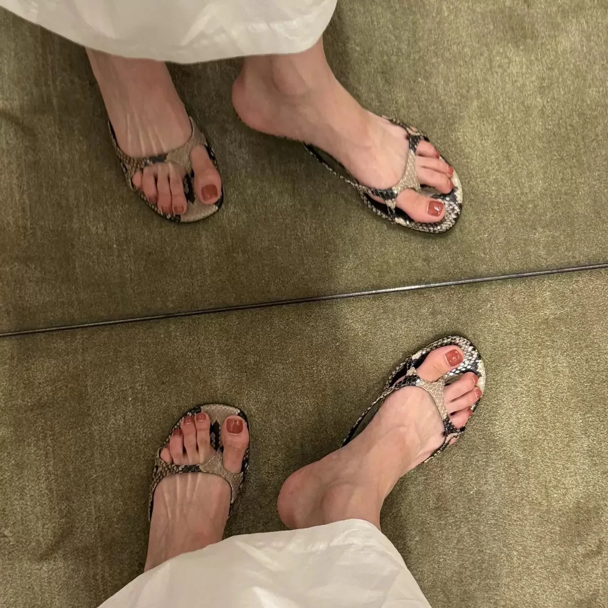 Women Snake Print Kitten Heel Slide Sandals Summer Square Toe Flip Flops Elegant Thin Strap Mule Slippers Outdoor Party Dress Pu