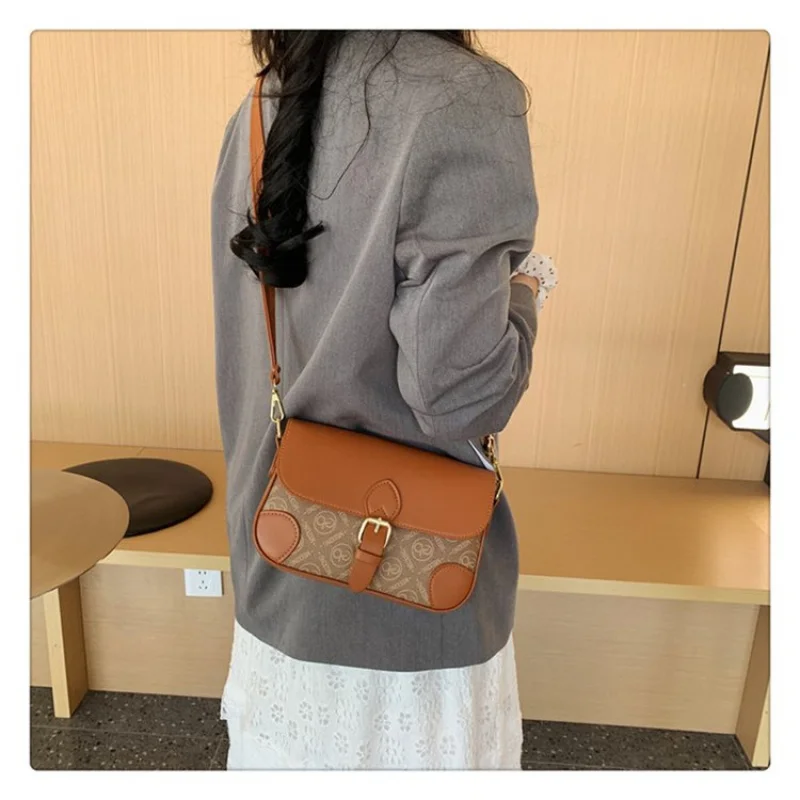 

Современный элегантный клатч с цепочкой для женщин, универсальный день в ночное время, изысканная переноска