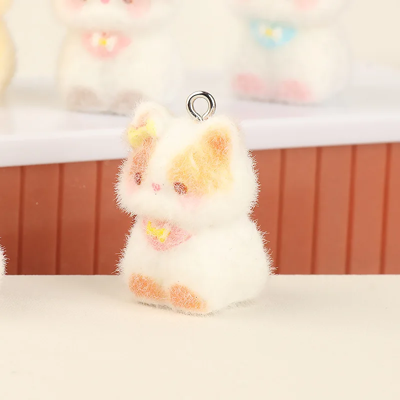 Pendentif chaton tridimensionnel en résine floquée, 10 pièces, breloques mignonnes, fabrication de bijoux, chaîne de téléphone portable, accessoires de charme pour sac