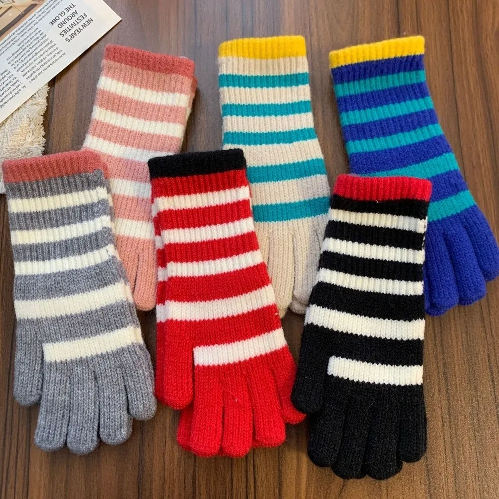 1 Pair Colorful Striped Knitted Gloves Touchable Screen Lengthened Full Fingered Gloves Thickened Warm Winter Women's Gloves