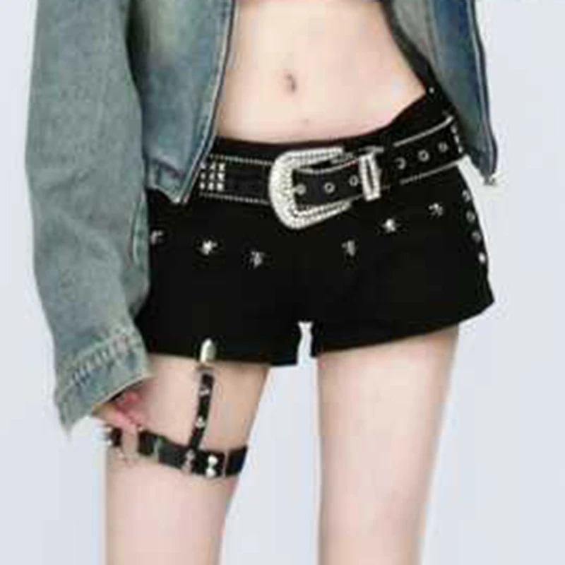 Retro high-end belt, spicy girl, black personality, American punk jeans, belt, rivet accessories, trendy  baggy pants