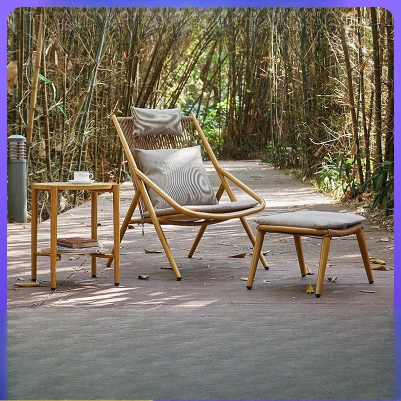 

Compact Versatile Compact VersatileCustomizable wooden chair