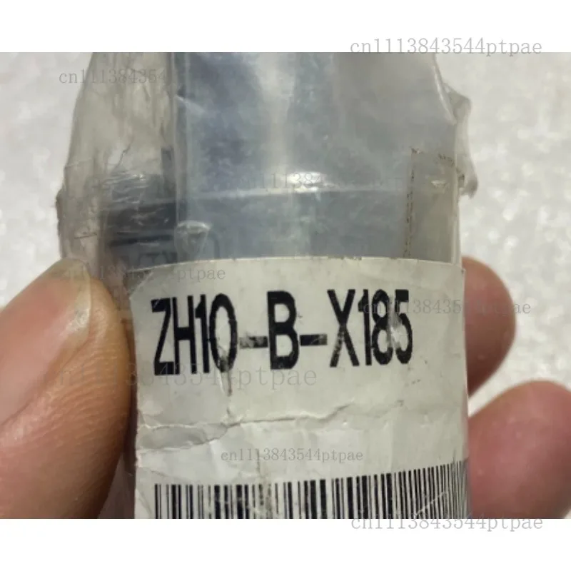 Zh10‑b‑x185 Pneumatic Vacuum Flow Generator 0‑0.7mpa Φ13mm Port with Mount Bracket（real Picture Taken）