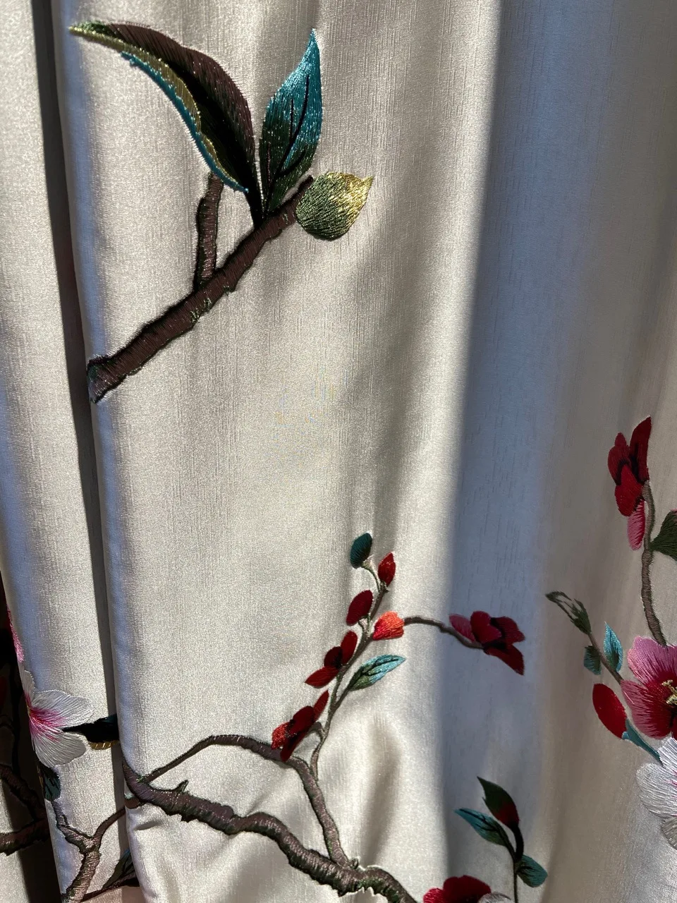 New Chinese Style Red Peony Embroidered High-precision Villa Classical Atmosphere Wedding Room Curtain for Living Room Bedroom
