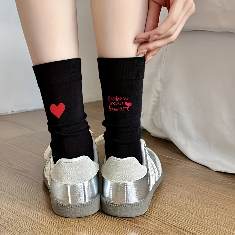 4 Pairs of Women's Heart Mid-Calf Socks,Sweet Autumn Winter Spring Versatile Cute Crew Socks,Solid Color Socks for Daily Use