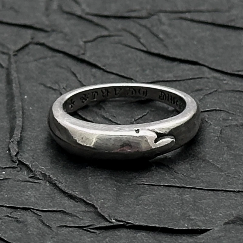 

S925 sterling silver retro old small flame ring European and American men and women niche personality hip hop advanced sense