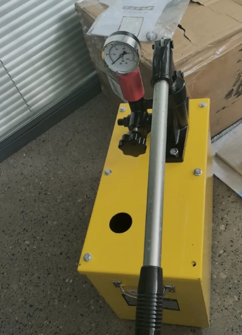 Manual Water Pressure Test Pump 2.5/10/25MPa For PPR Pipe Floor Heating Pipeline Leak Detection