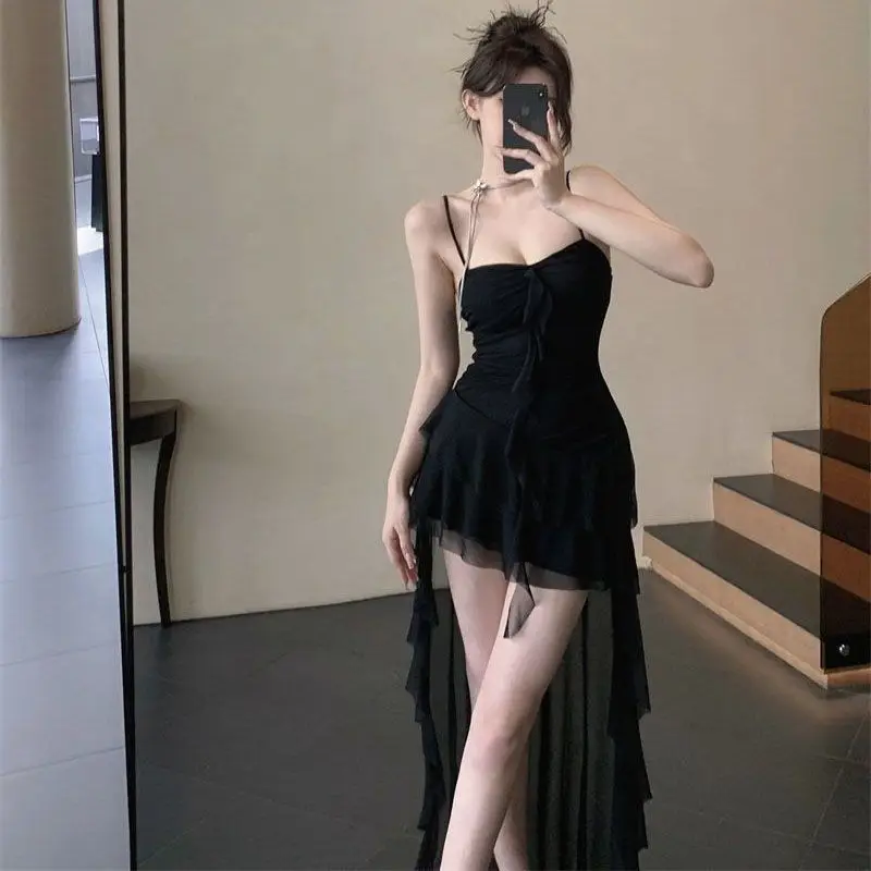 فستان كامي نسائي نحيف مكشكش ورقبة على شكل قلب بدون ظهر وحزام سباغيتي على شكل حرف A فستان فلوي لنادي الحفلات #1