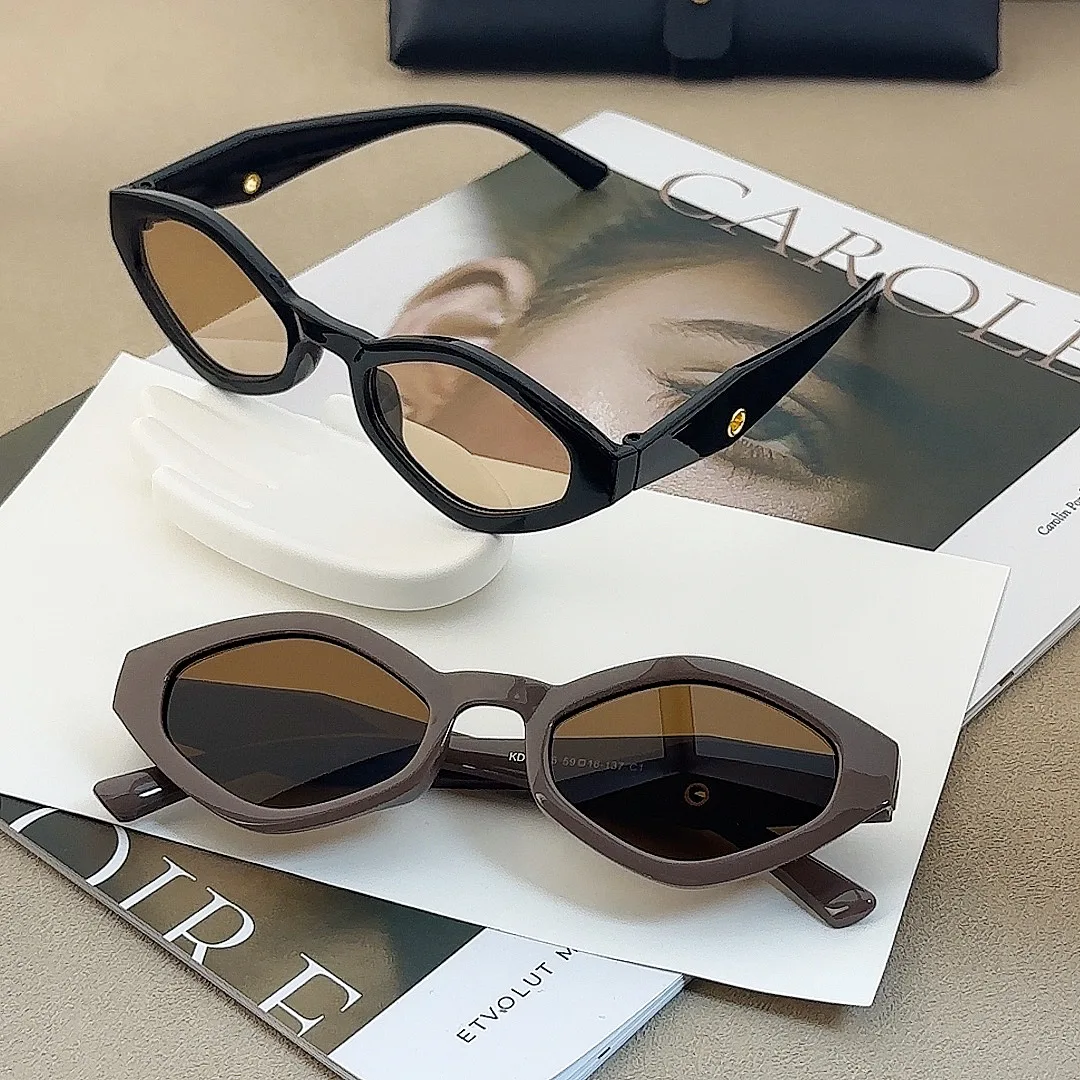 2026 Trend Vintage Cat Eye Sunglasses Women Men Brand Designer Fashion Goggle Sun Glasses Female Shades Outside Eyewear UV400