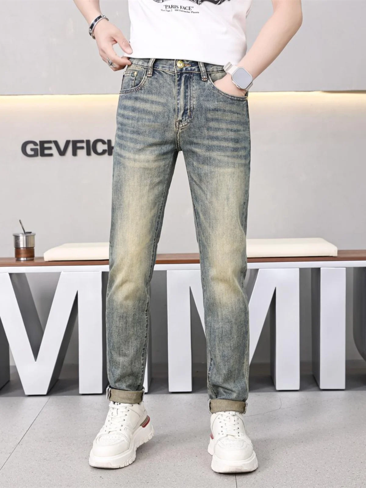 

Гонконгские винтажные мужские джинсы премиум-класса с эффектом потертости, зауженные, повседневные, эластичные, длинные брюки в американском уличном стиле, молодежная мода