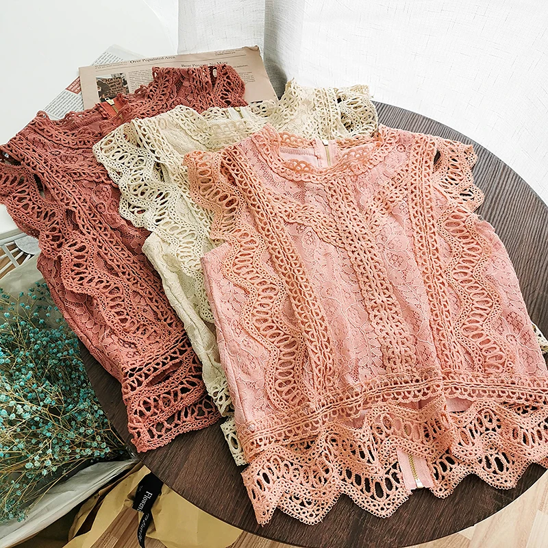 

Женский укороченный топ с кружевными вставками и вырезами, однотонный, на молнии, приталенный, в уличном стиле