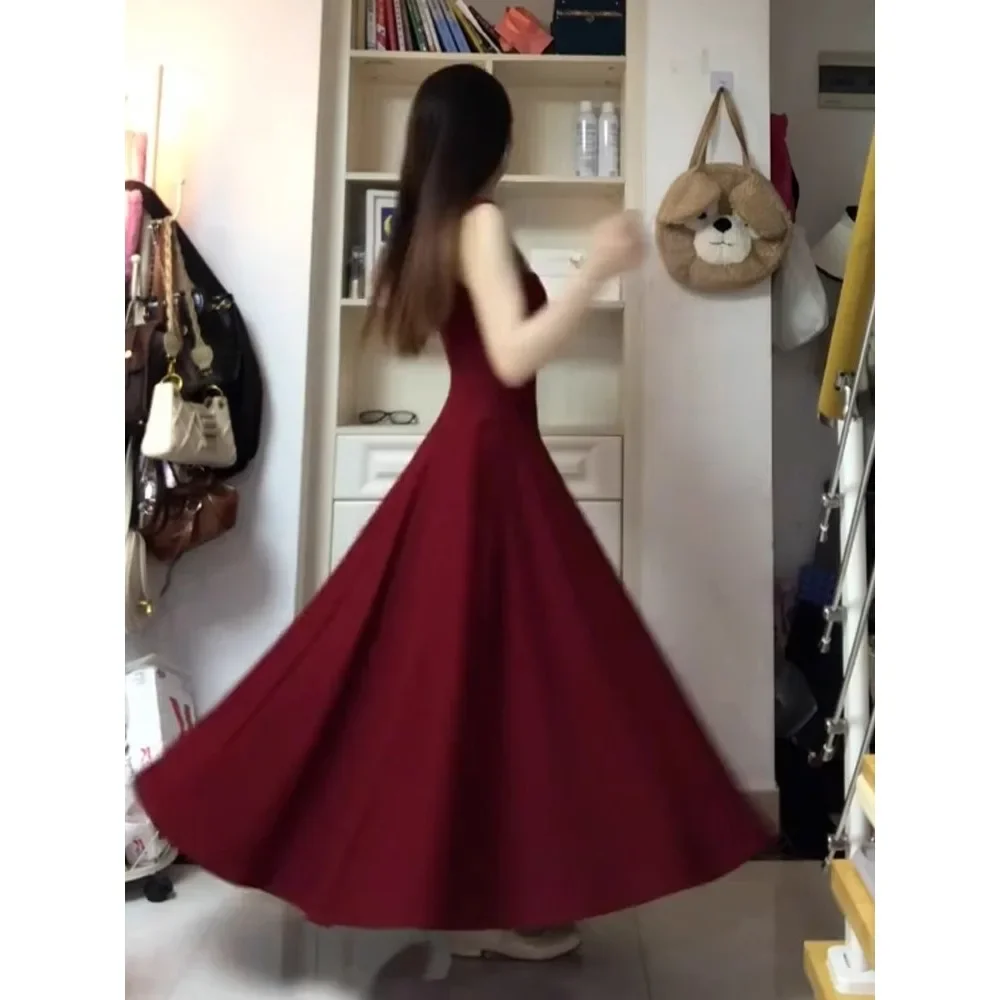 2025 جديد فرنسي أنيق أحمر خارج الكتف فستان طويل المرأة الصيف سليم صالح الإمبراطورية الخصر هيبورن نمط فستان قطعة واحدة #3