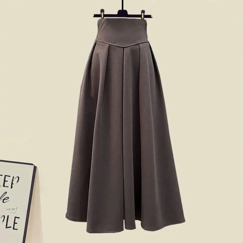 Autumn and Winter Women's Set 2023 New Korean Short Fashionable Top Shows Slim Waist and Versatile Half Skirt Two Piece Set