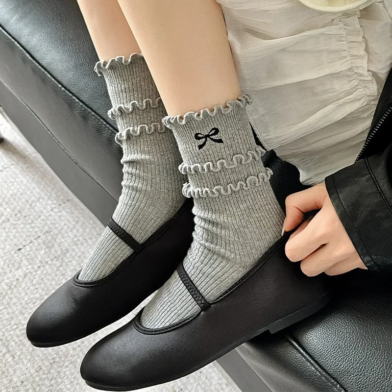 Japanese Style Sweet Bow Embroidery 3-layer Fungus Edge Socks For Women JK Middle Tube Socks Lolita Ballet Style Pile Of Socks