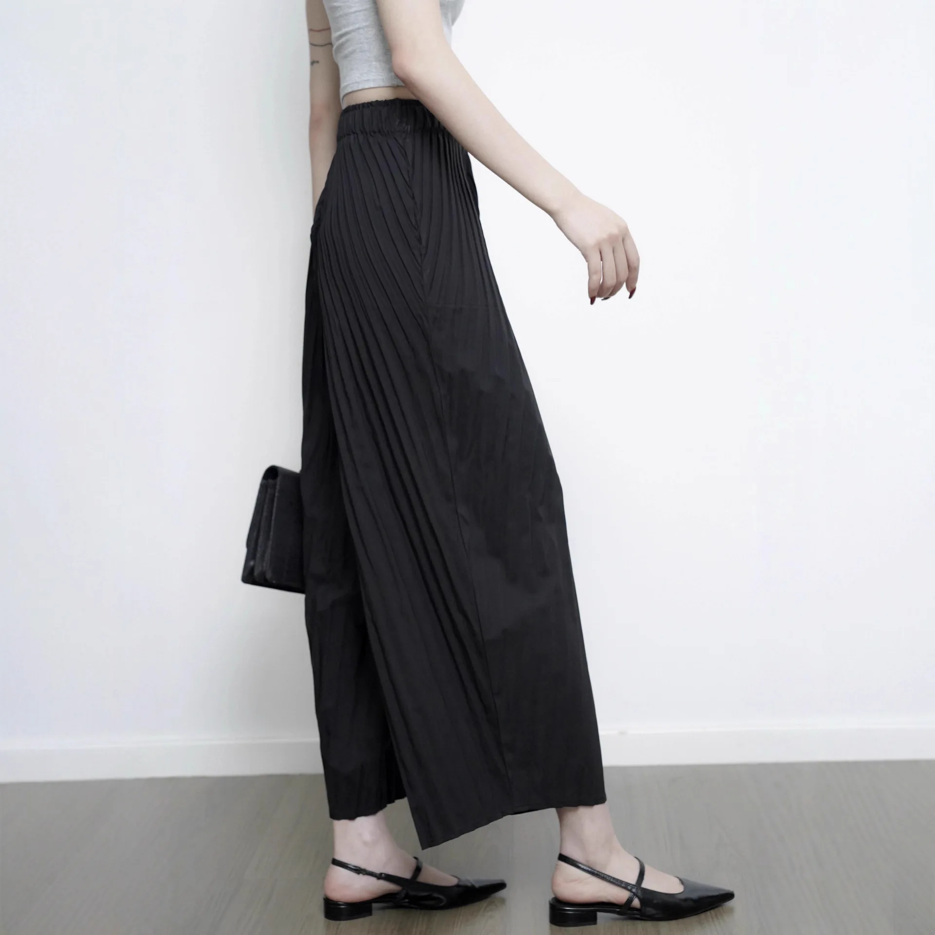 Miyake Pleated 2025 New Spring Draping Design Temperament Large Size Women Loose Slim Pleated Casual Wide-legged Trousers