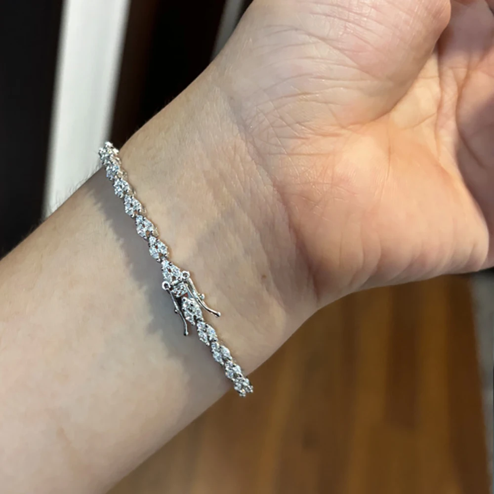 

MUXIFC Marquise Cut Full Moissanite Tennis Bracelet for Women 925 Sterling Silver DVVS1 Lab Diamond Bridal Wedding Bracelet Gift