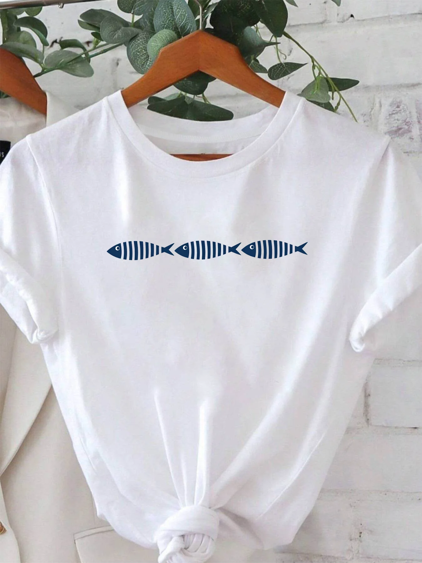 Three Striped Sardines Women's T-Shirt Minimalist Ocean Fish Graphic Print Short Sleeve T Shirt Y2k Tees Tops Clothes Female