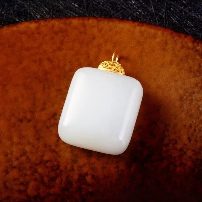 

Натуральный золотой шелк нефритовый квадратный безопасный бренд кулон женское ожерелье ювелирные изделия