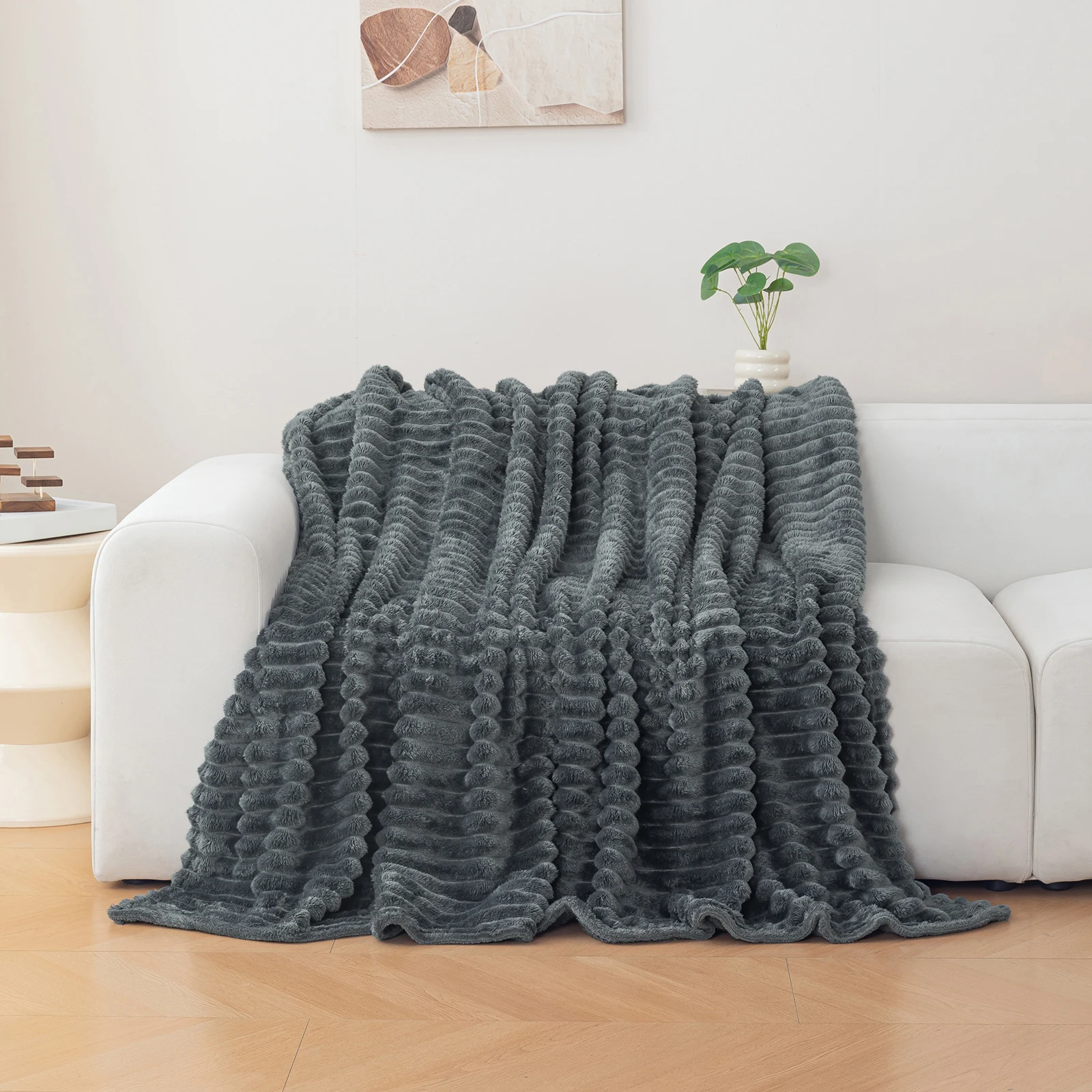 1 Stück gestreifte, einfarbige Flanelldecke, weiche und bequeme Überwurfdecke, geeignet für Sofas, Betten und Reisen, vielseitig einsetzbar – Detail 23