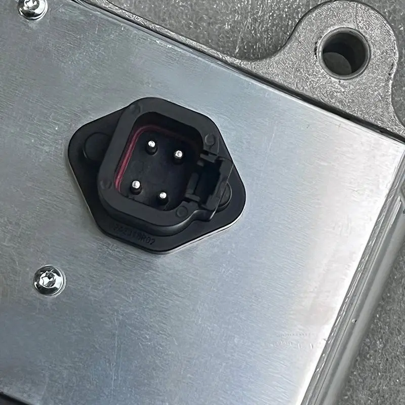 تنطبق على وحدة تحكم محرك الكمون CM876 لوحة الكمبيوتر 4963807 تنطبق على شاحنة Futian Shaanxi الثقيلة