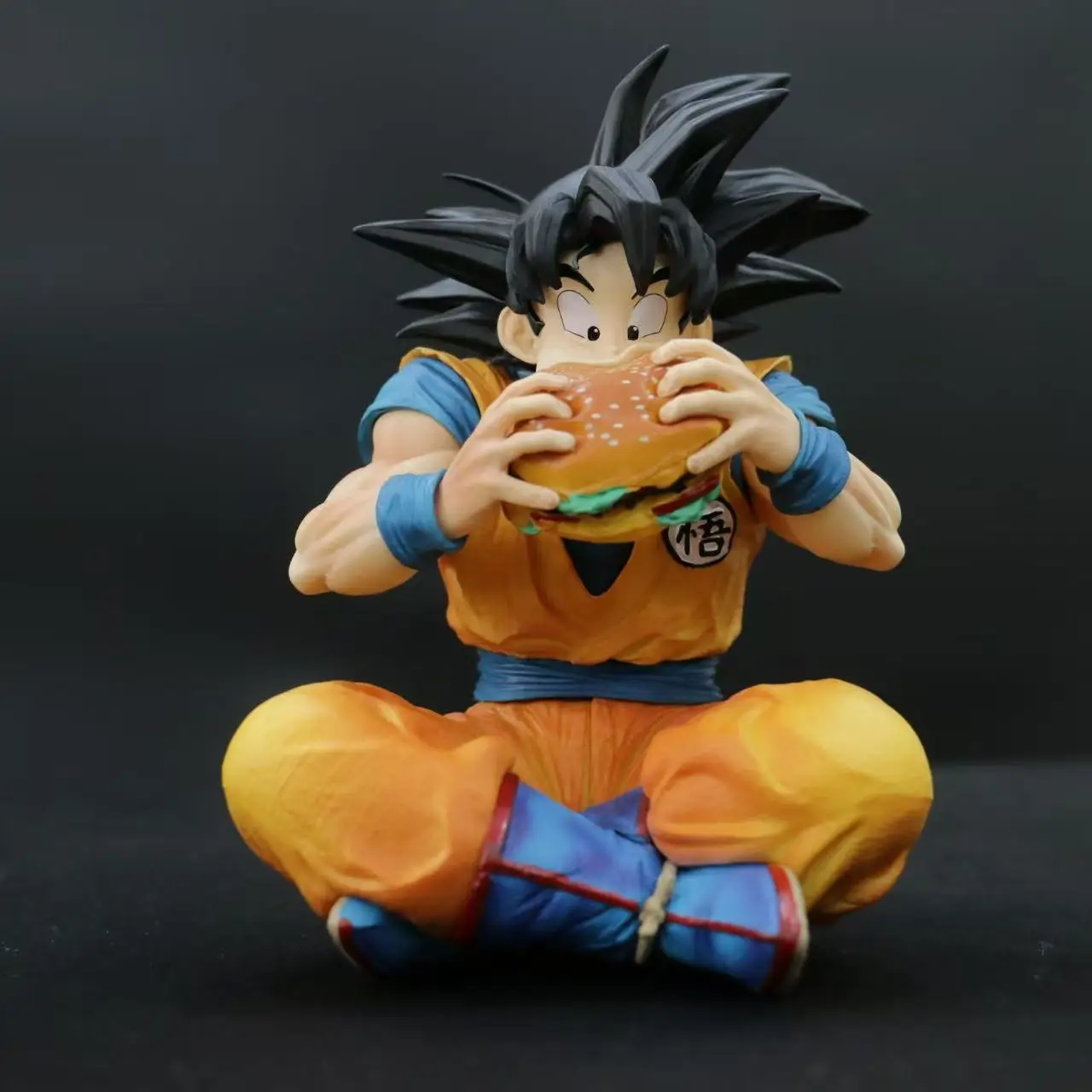 

JT&JJ Statue Dragon Ball Son Goku Figure Goku Eat Hamburger 15cm/5.91inch Pvc Action Figures Collection Model Toys Gifts