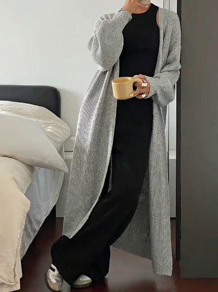 

Women's Sweater Jacket Spring and Autumn New Fashion Korean Style Solid Color V-Neck Lantern Sleeve Knitted Cardigan Jacket