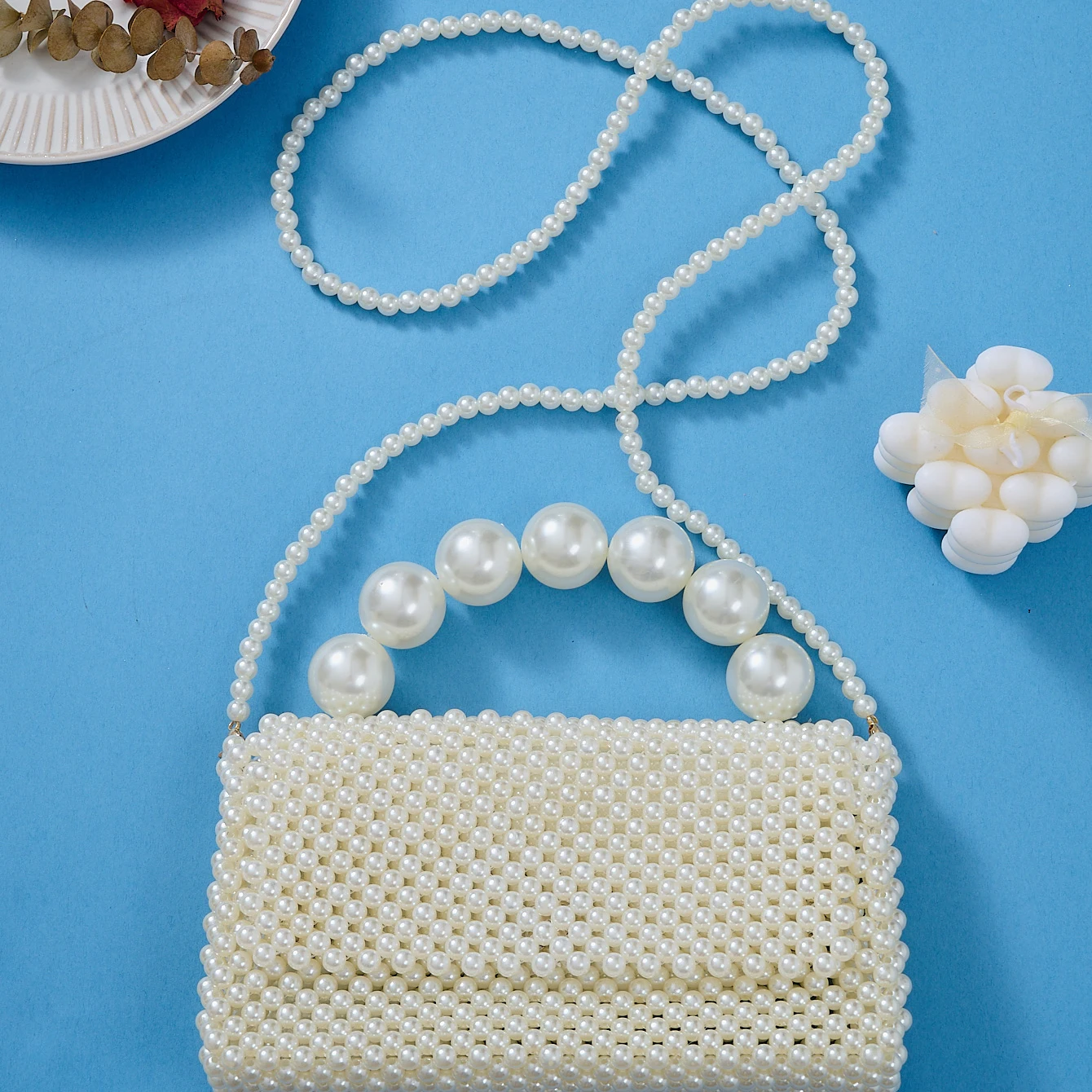 Immagine 4: Elegante borsa con perle in stile francese - nuovo modello, design artigianale con perline, versatile borsetta a tracolla.
