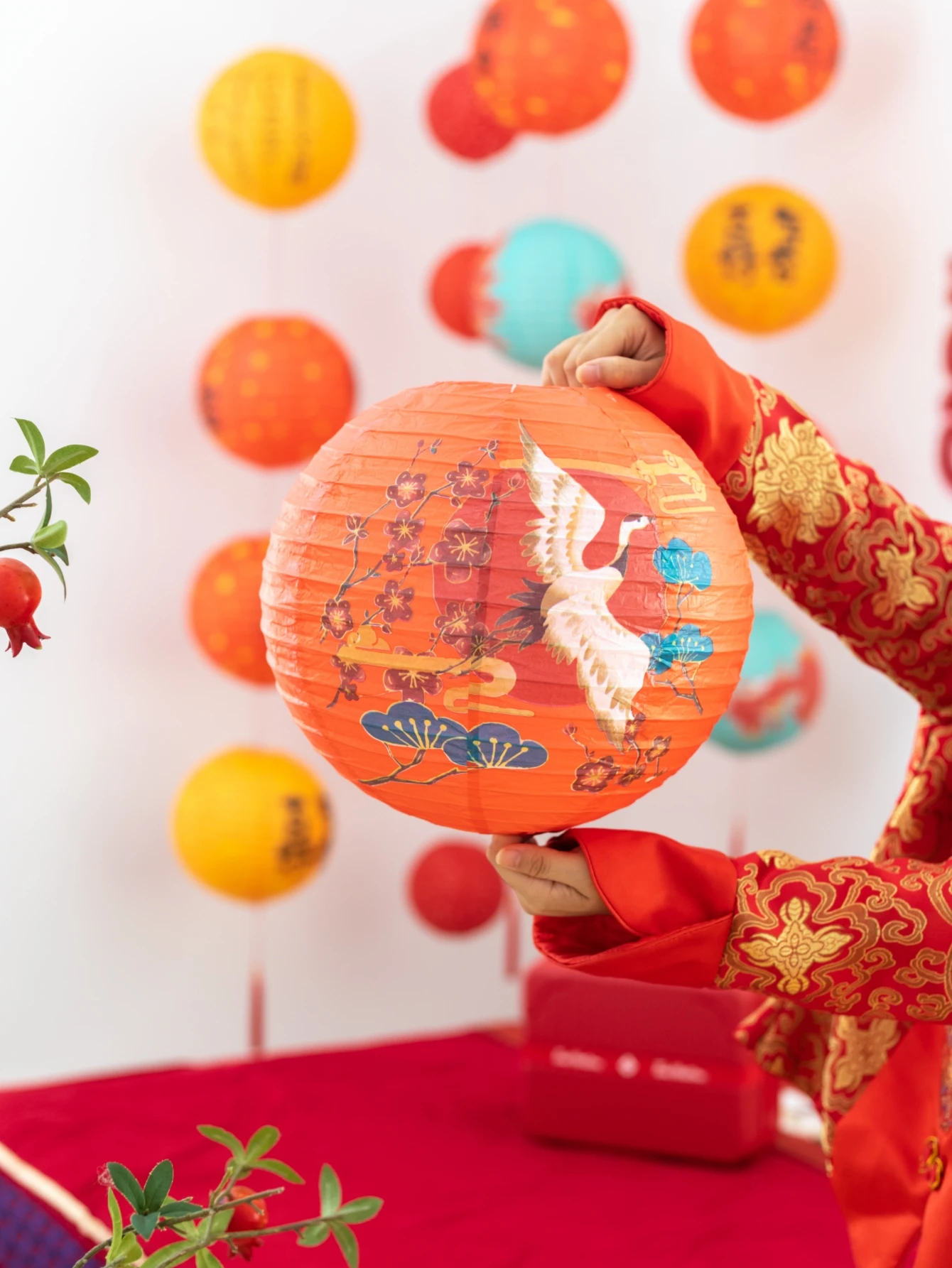30cm Multi Color Paper Lantern Foldable Paper Lanterns for Home Wedding Scene Birthday New Year Holiday Festival Party Decor