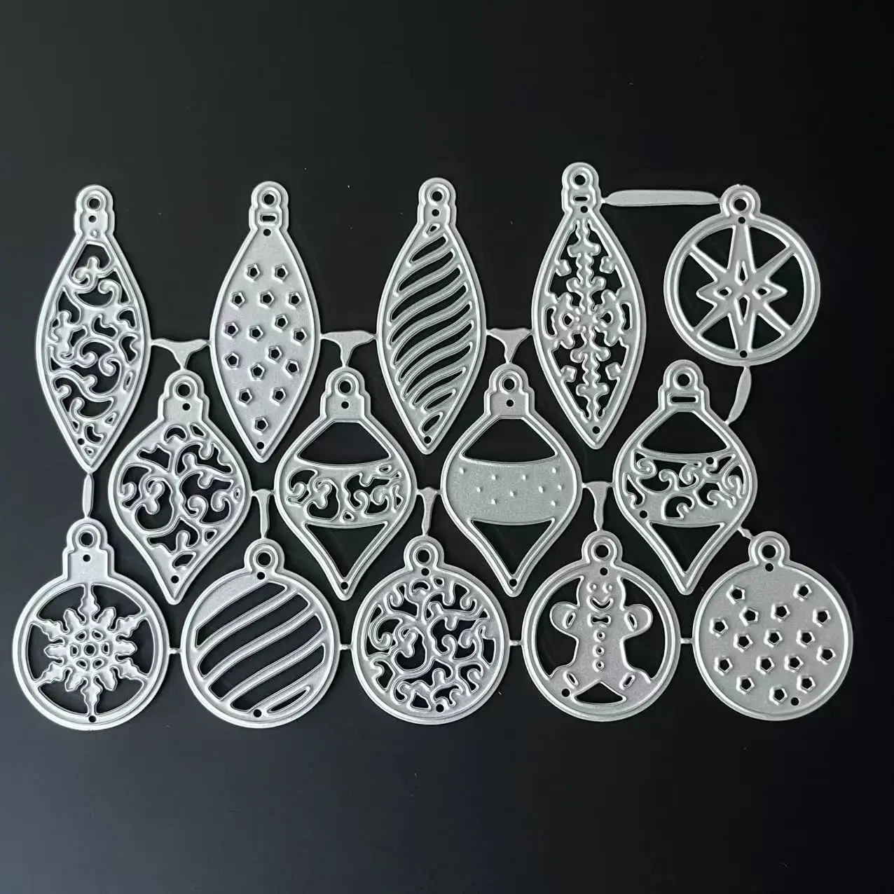 

Car Charms Christmas Snowflake Lantern Cutting Metal Dies Mold Stencil Embossing Tool for Card Make Photo Album Scrapbook DIY