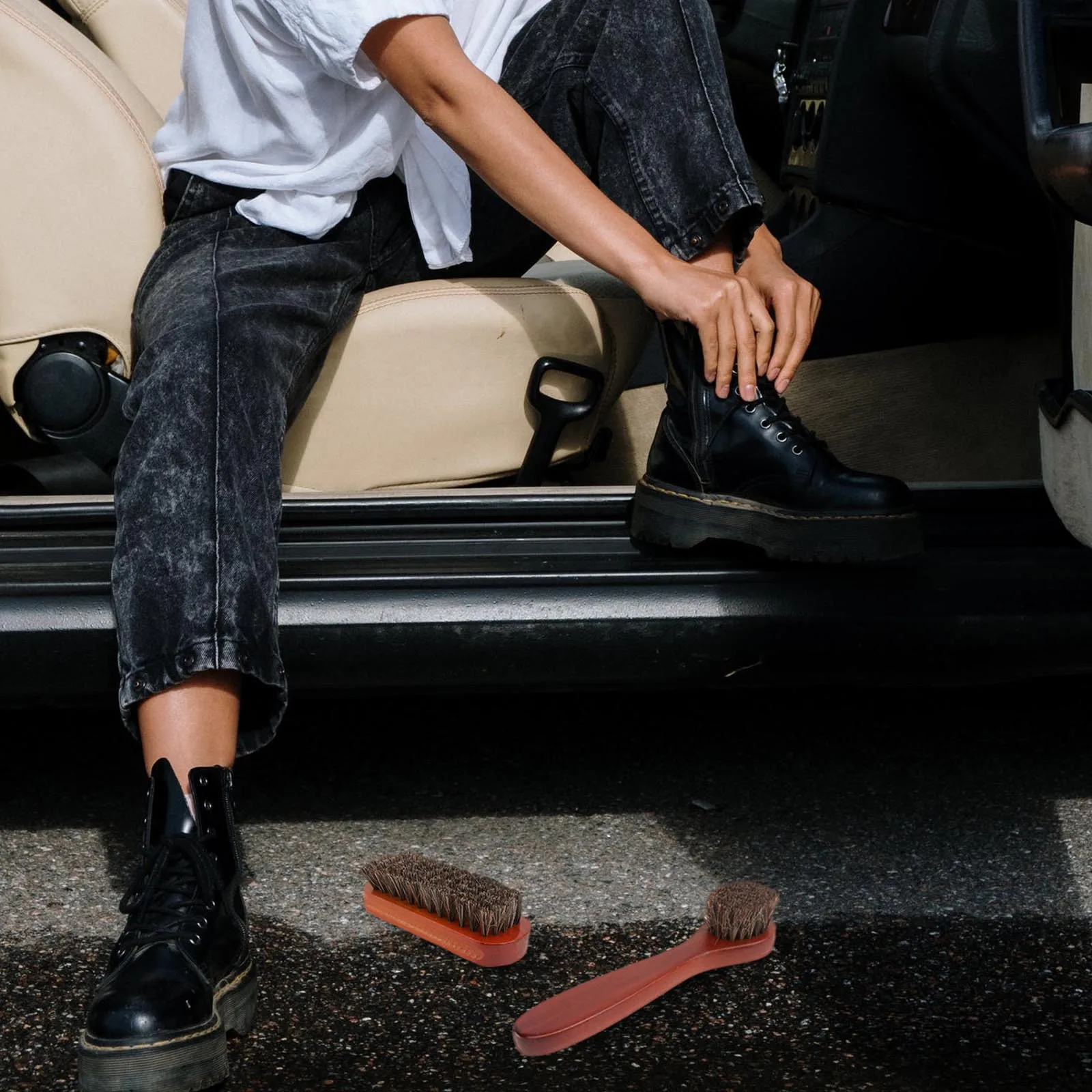 

2Pcs Shoe Polishing Brush Set Strong Wood Handle Non-Damaging Bristles for Footwear Clean Accessories Shoe Clean