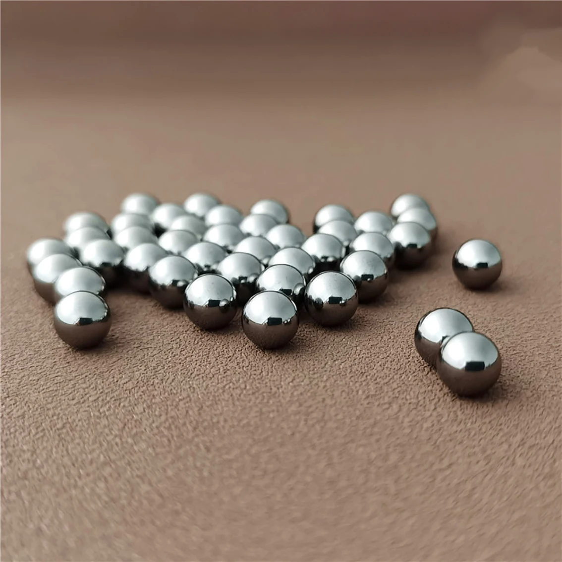 Dia 1mm 1.5mm 2mm-10mm Solid 304 Stainless Steel Ball Round Ball High Precision Bearing Balls Smooth Balls