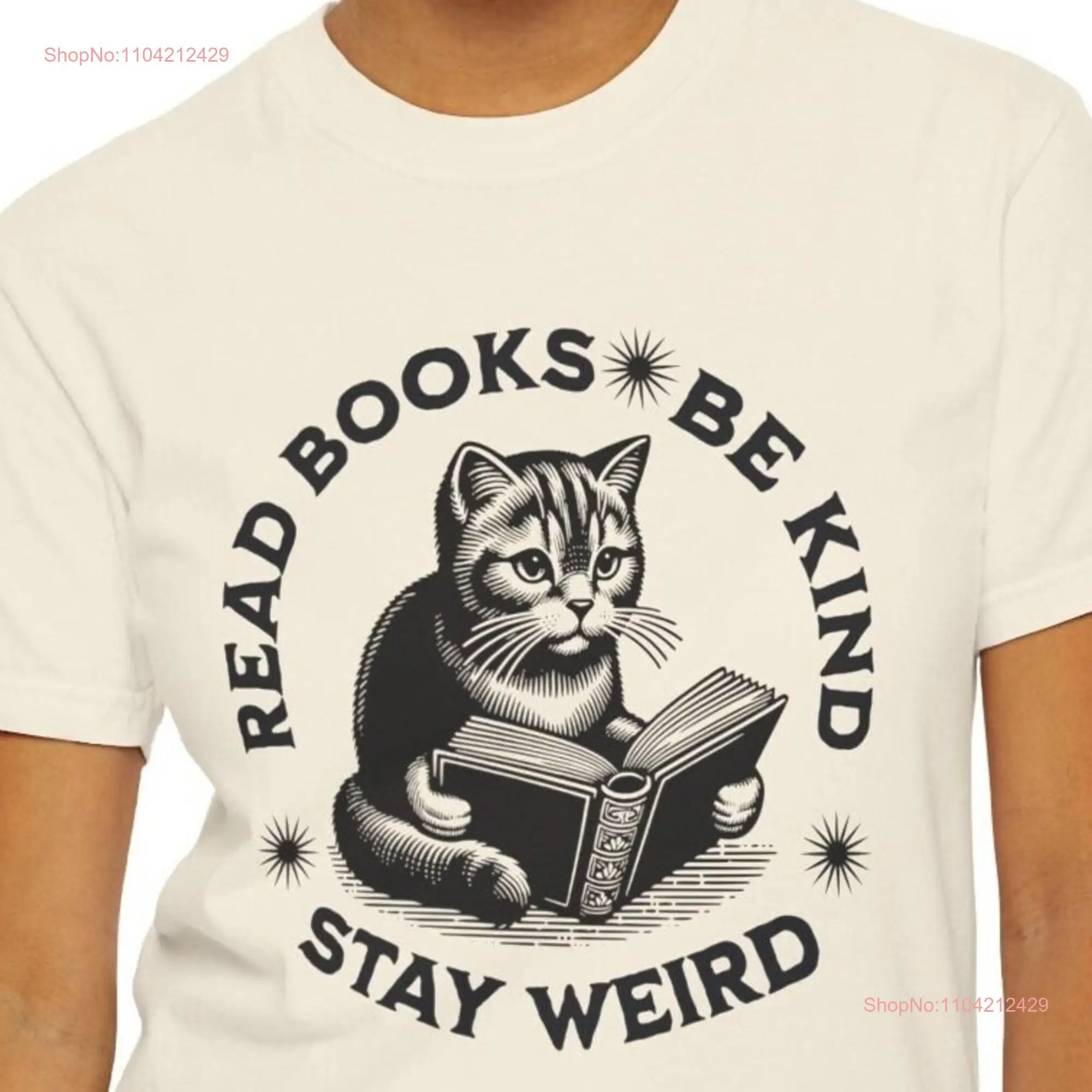 Read books be kind stay weird CaT T Shirt for Bibliophile Librarian Teacher Present Book Club exchange Roulette Bookish