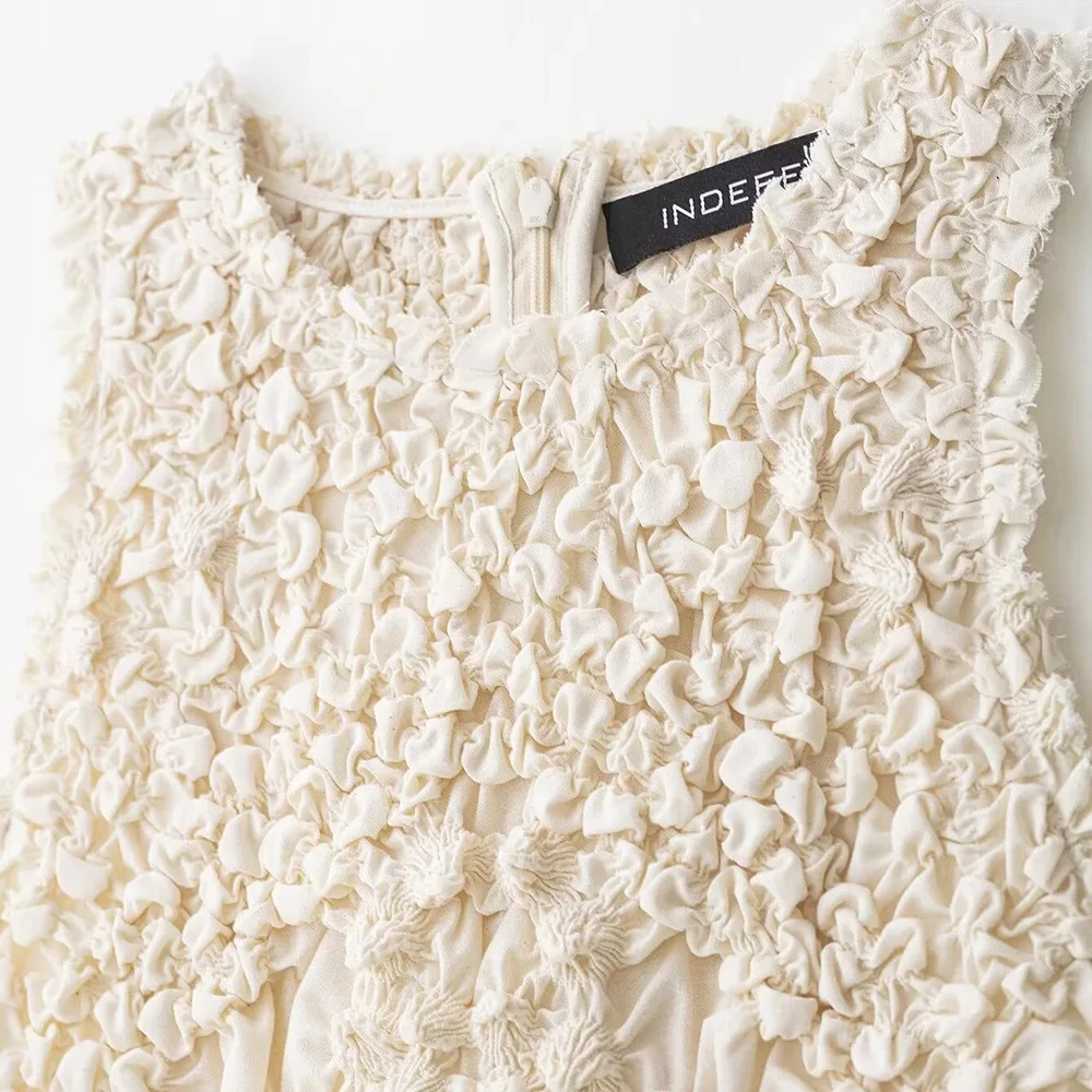 ชุดแต่งกายที่มีความยืดหยุ่นของผู้หญิงเสื้อแขนกุดที่ทันสมัย