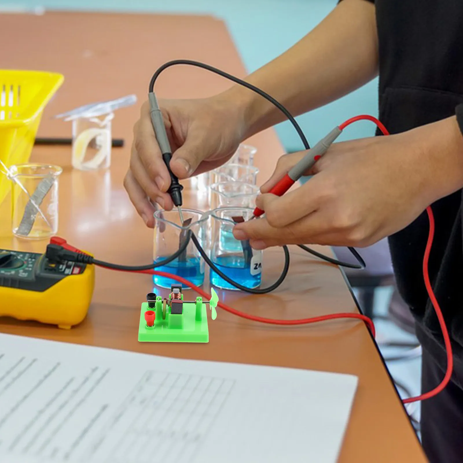 

Набор для сборки электродвигателя своими руками: Учебное пособие по физике и электронике для научных экспериментов (STEM-комплект)