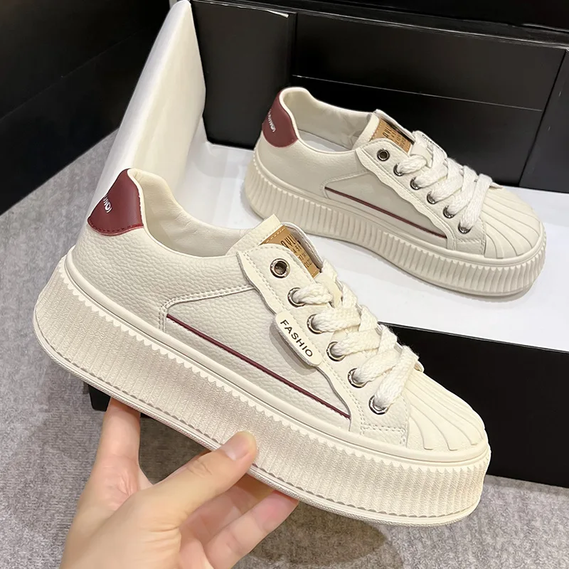 

Women's shoes 2025 autumn new style sponge cake thick sole white shoes Korean version casual board shoes for women