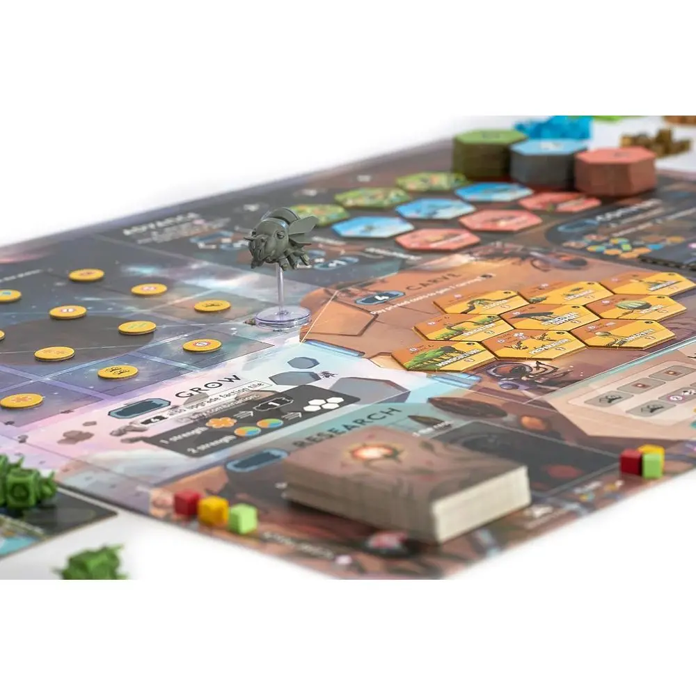 Connie Vogelmann's Apiary: لعبة استراتيجية فضائية مع النحل العبقري |   بناء خلية النحل، فينشر كوزموس، توسيع المستعمرة |   1-5 لاعبين،