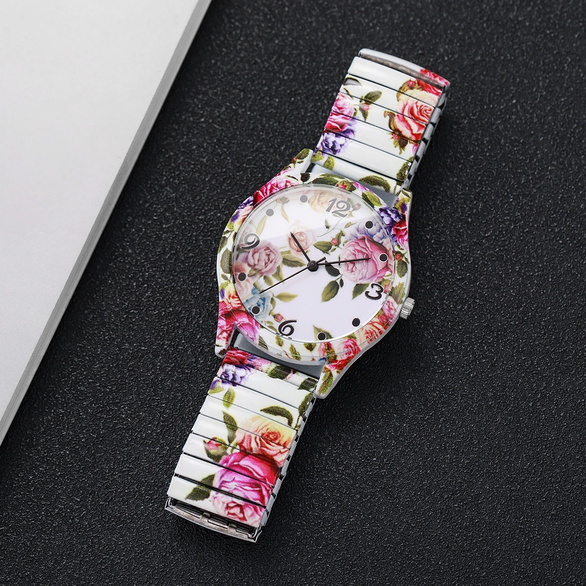 1pcs Women's Gift Printed Watch Fashion Casual Digital Scale Dial Trendy Temperament Elegant Quartz Watch ( Box Not Included)